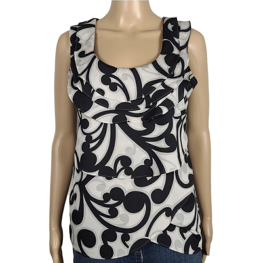 New York & Company Ruffled Sleeveless Top